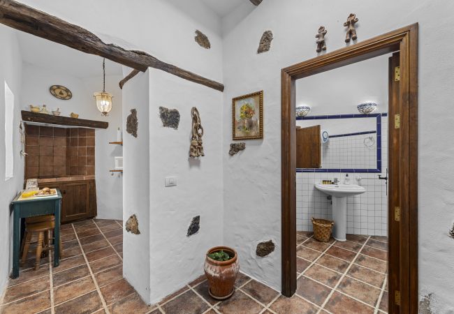 Cottage in La Vegueta - Casa El Burro | Rural House in Lanzarote - Spain Cottage in La Vegueta - Casa El Burro | Rural House in Lanzarote - Spain