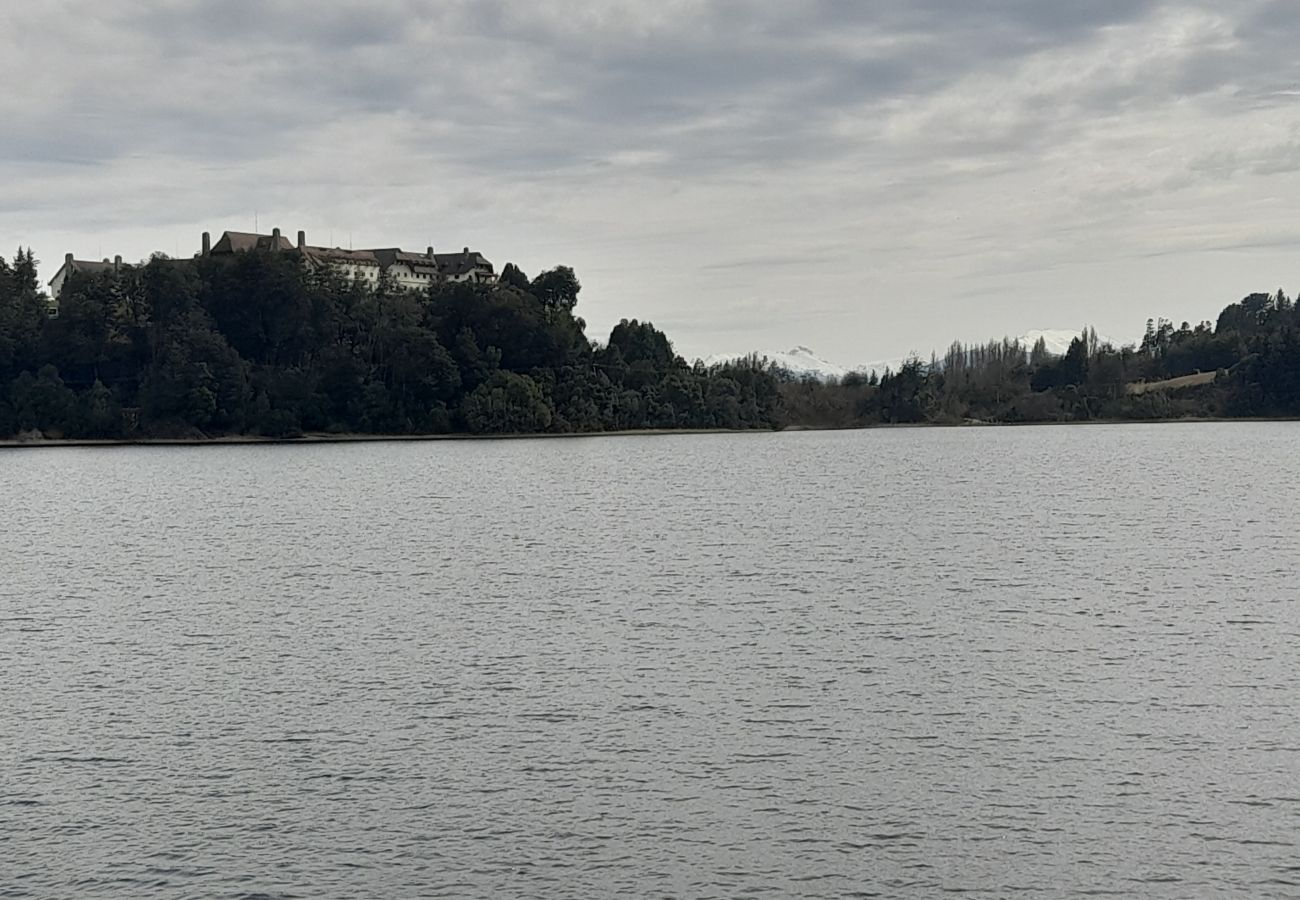 House in San Carlos de Bariloche - MORE19 Mansion and Cabin located on the Llao LLao Peninsula