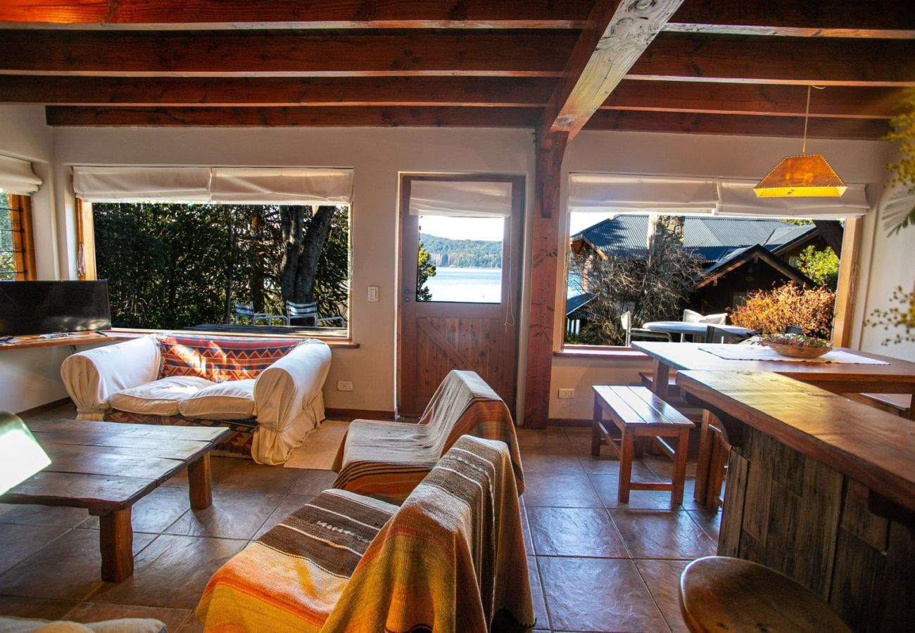 Cabin in San Carlos de Bariloche - HUAPI19C Warm cabin with large garden in front of Lake Nahuel Huapi Within a complex of 4 cabins.