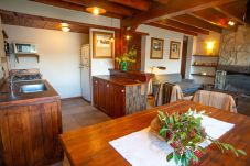 Cabin in San Carlos de Bariloche - HUAPI19C Warm cabin with large garden in front of Lake Nahuel Huapi Within a complex of 4 cabins.