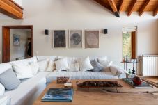 House in San Carlos de Bariloche - ARE26 COMFORTABLE HOUSE WITH LAKE VIEW AND VERY CLOSE TO THE GOLF STARTER