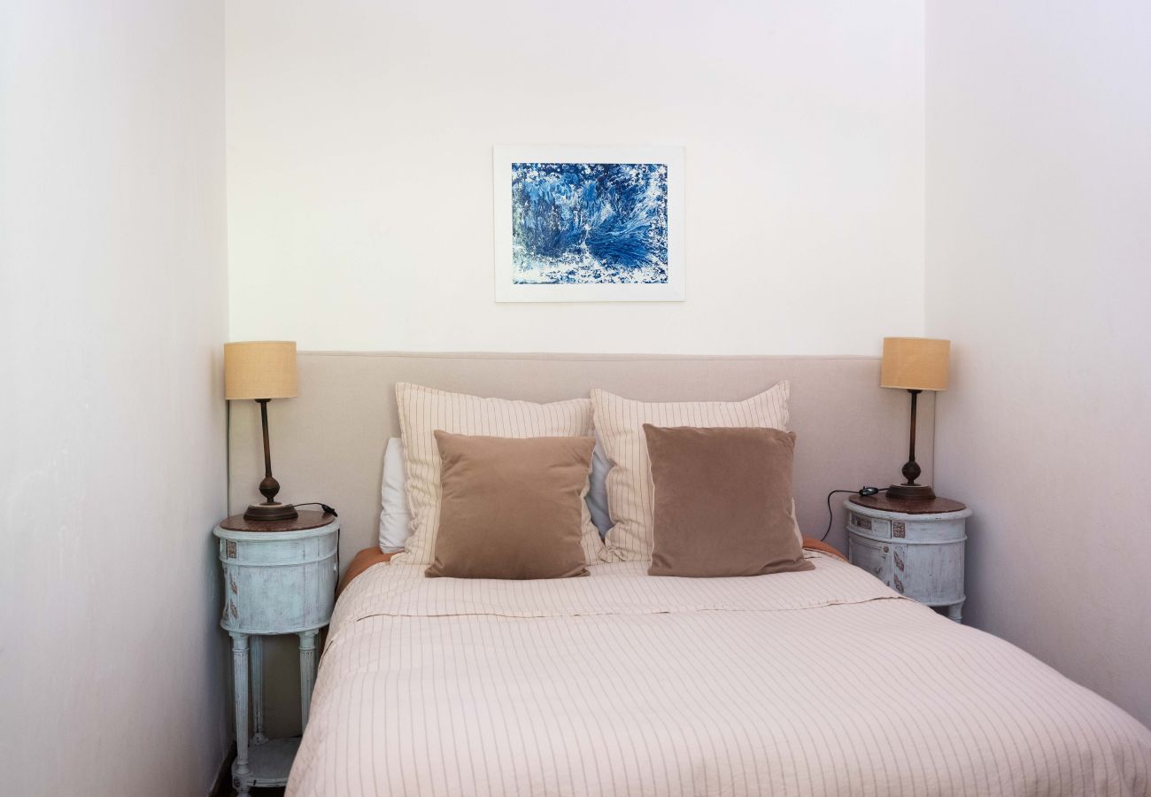 House in San Carlos de Bariloche - VIEW06 Excellent house with a view of Lake Nahuel Huapi and a large wooded park