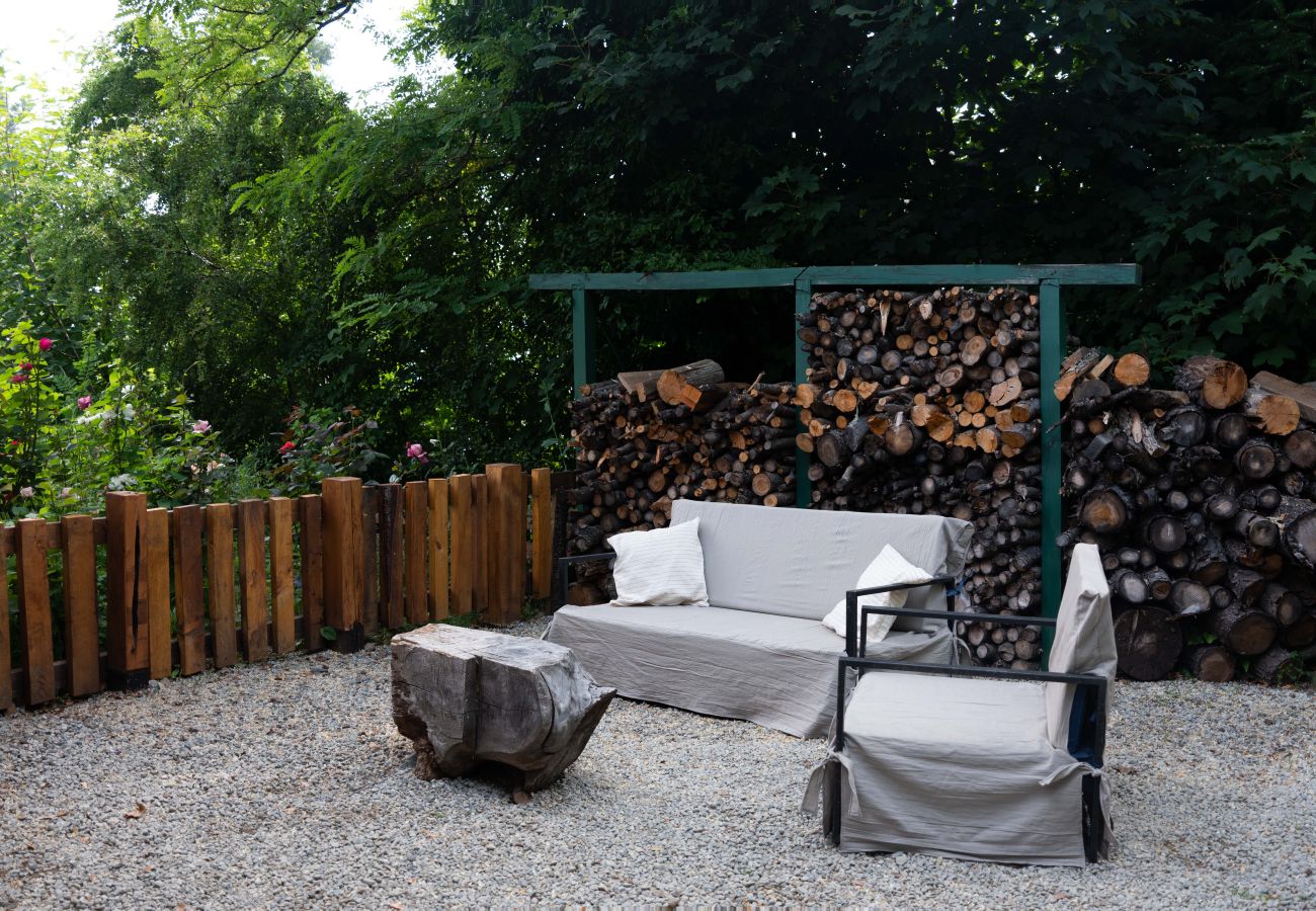 House in San Carlos de Bariloche - VIEW06 Excellent house with a view of Lake Nahuel Huapi and a large wooded park