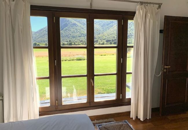 Apartment in San Carlos de Bariloche - ARE10 - WARM AND COMFORTABLE APARTMENT WITH MOUNTAIN VIEW AND DIRECT EXIT TO THE POLO FIELD Apartment in San Carlos de Bariloche - ARE10 - WARM AND COMFORTABLE APARTMENT WITH MOUNTAIN VIEW AND DIRECT EXIT TO THE POLO FIELD