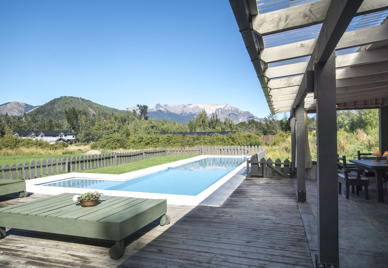 House in San Carlos de Bariloche - PENI03  EXCLUSIVE AND PRIVATE HOUSE LOCATED ON A 10 HECTAREA FARM