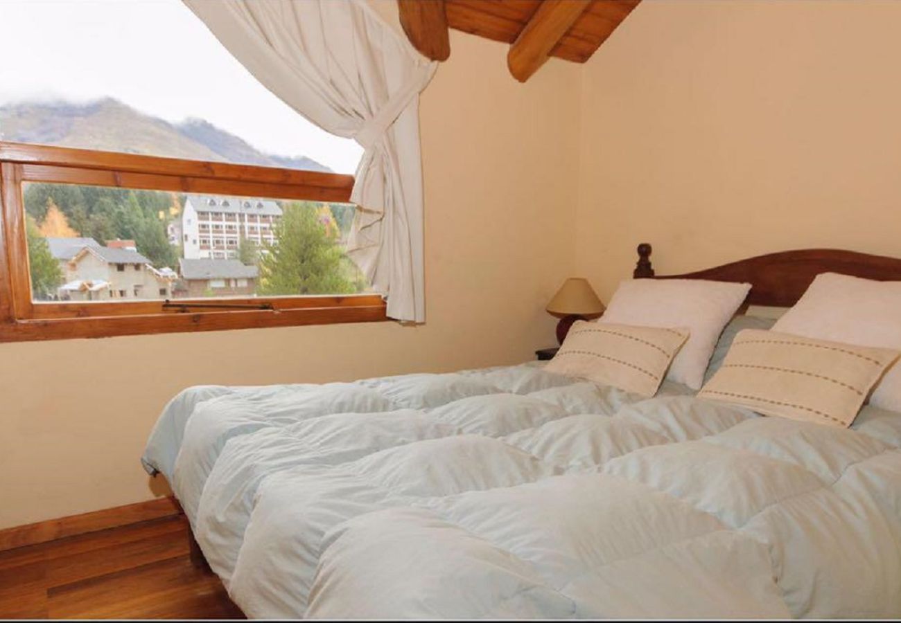 Apartment in San Carlos de Bariloche - CATE01 Comfortable apartment at the base of Cerro Catedral.