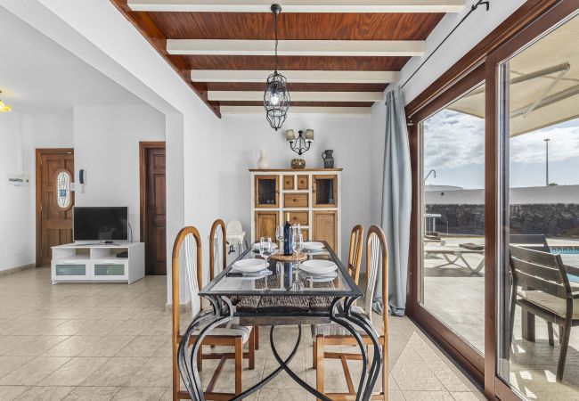 Villa in Playa Blanca - Villa Bezanilla - Villasexperience Villa in Playa Blanca - Villa Bezanilla - Villasexperience