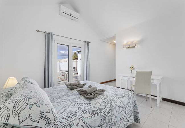 Villa in Puerto del Carmen - Villa Eva - Villasexperience Villa in Puerto del Carmen - Villa Eva - Villasexperience