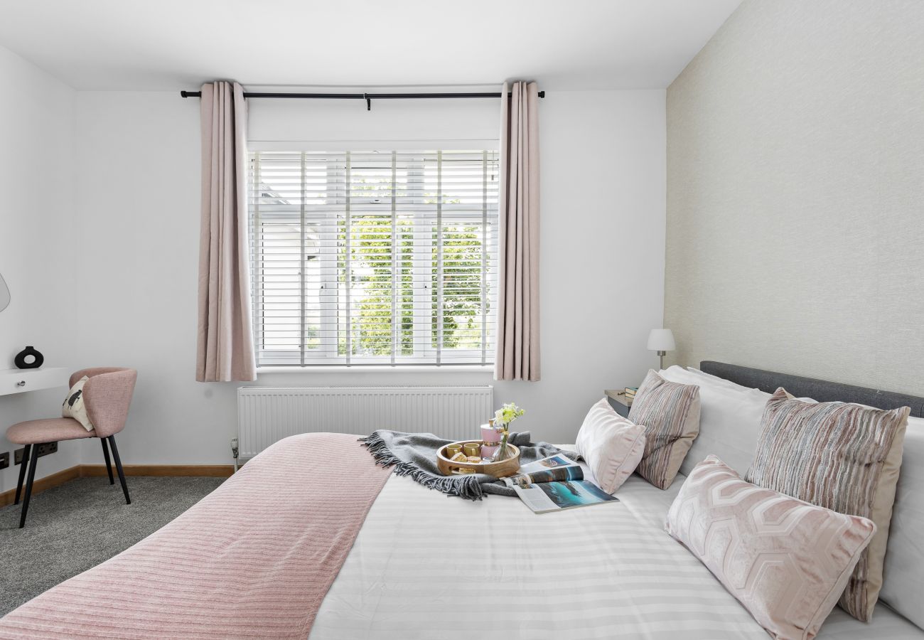 Greenacre double bedroom in Bishopsteignton