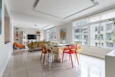 Apartment in Rio de Janeiro - For families, 3 minutes from Copacabana beach | SL501