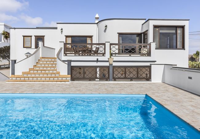 Villa/Dettached house in Güime - Villa Panorámica - Villas Experience