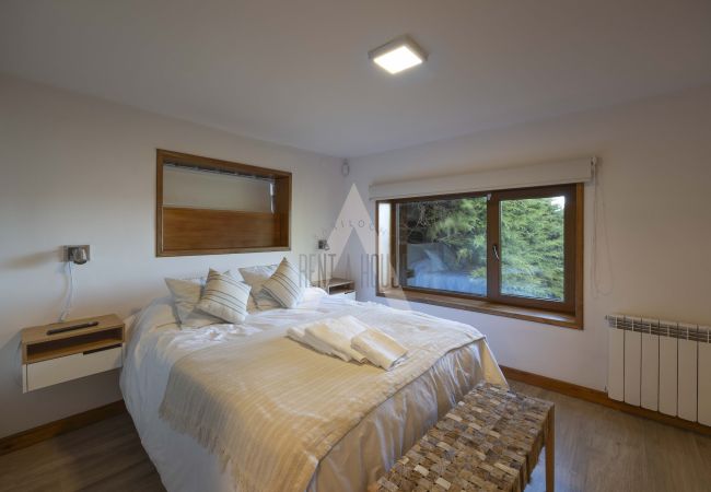 Apartment in San Carlos de Bariloche - DIVINE APARTMENT WITH LAKE AND BEACH VIEW Apartment in San Carlos de Bariloche - DIVINE APARTMENT WITH LAKE AND BEACH VIEW