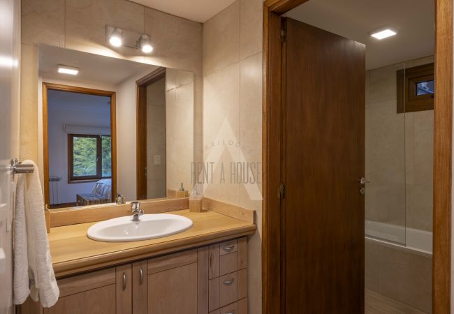 Apartment in San Carlos de Bariloche - DIVINE APARTMENT WITH LAKE AND BEACH VIEW Apartment in San Carlos de Bariloche - DIVINE APARTMENT WITH LAKE AND BEACH VIEW
