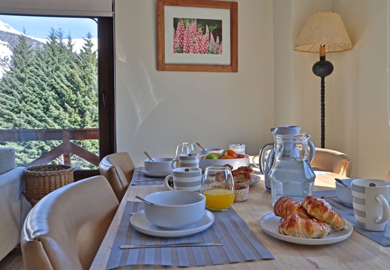 Apartment in San Carlos de Bariloche - CATE14 Apartment for 6 people at the base of Cerro Catedral.