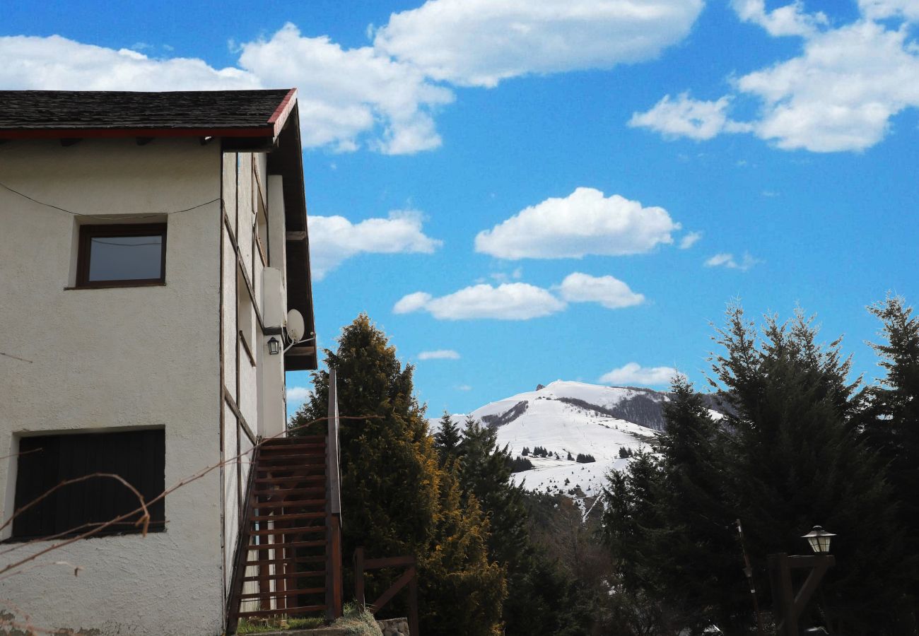 Apartment in San Carlos de Bariloche - CATE14 Apartment for 6 people at the base of Cerro Catedral.