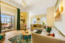 House in Torquay - Vane Tower- Historic retreat with Panoramic Sea Views