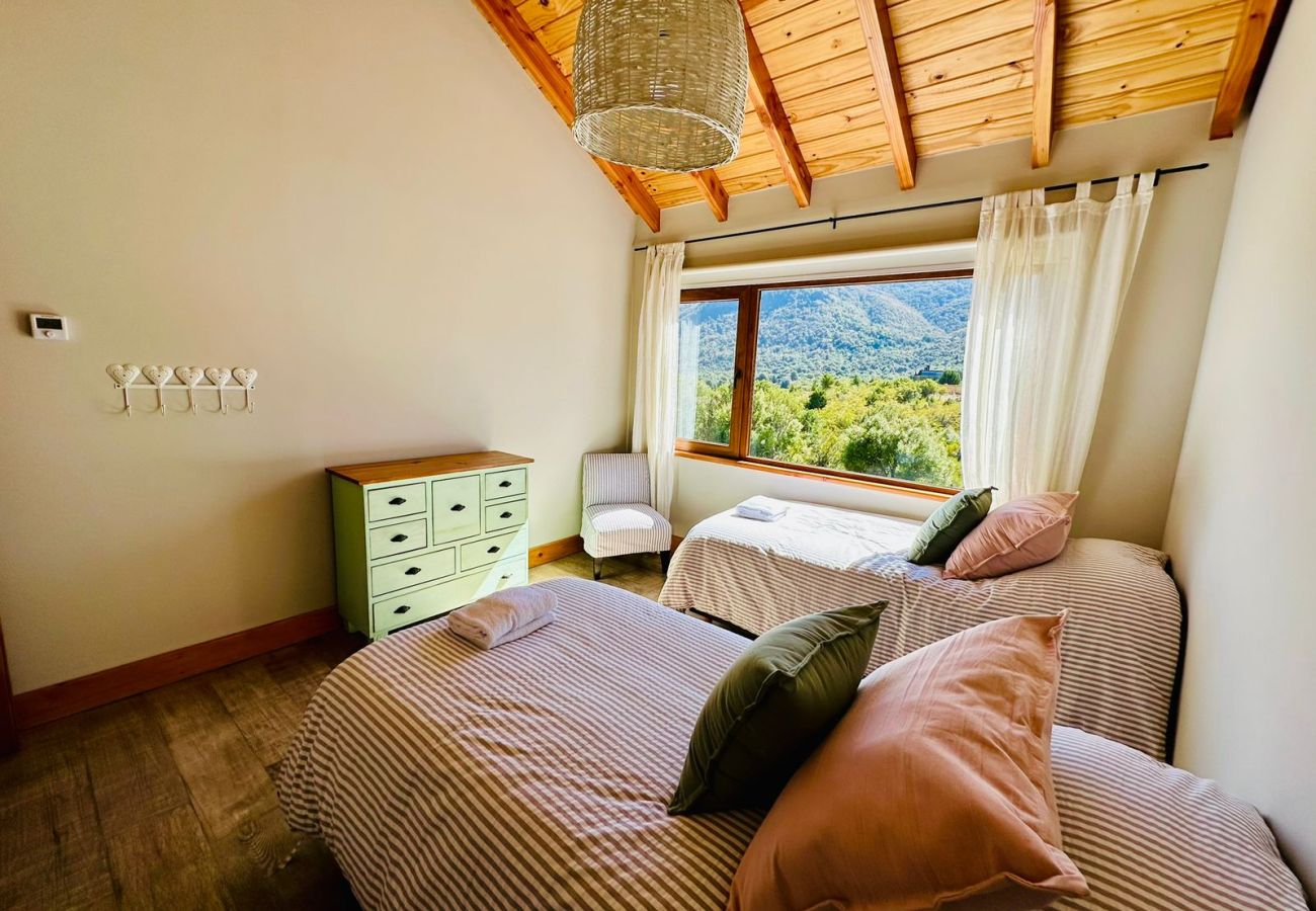 House in San Carlos de Bariloche - ARE11 INCREDIBLE HOUSE IN ARELAUQUEN WITH VIEWS OF THE CATEDRAL, OTTO AND VENTANA HILLS