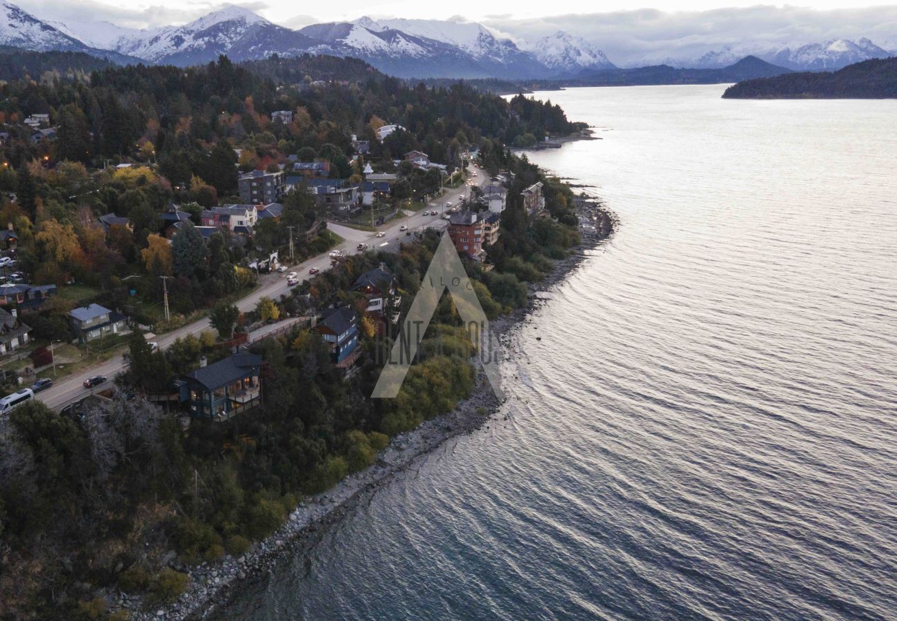 House in San Carlos de Bariloche - HUAPI48C | Exclusive Villa on Lake Nahuel Huapi with HOT TUBE