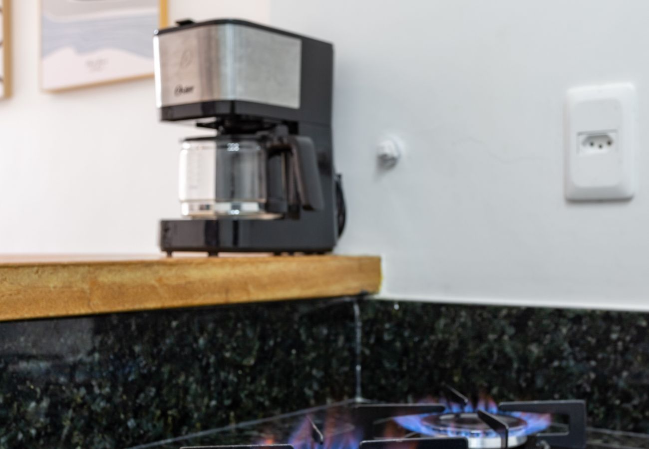 Apartment in Rio de Janeiro - 10 minutes from Flamengo Beach, next to the subway | CT404