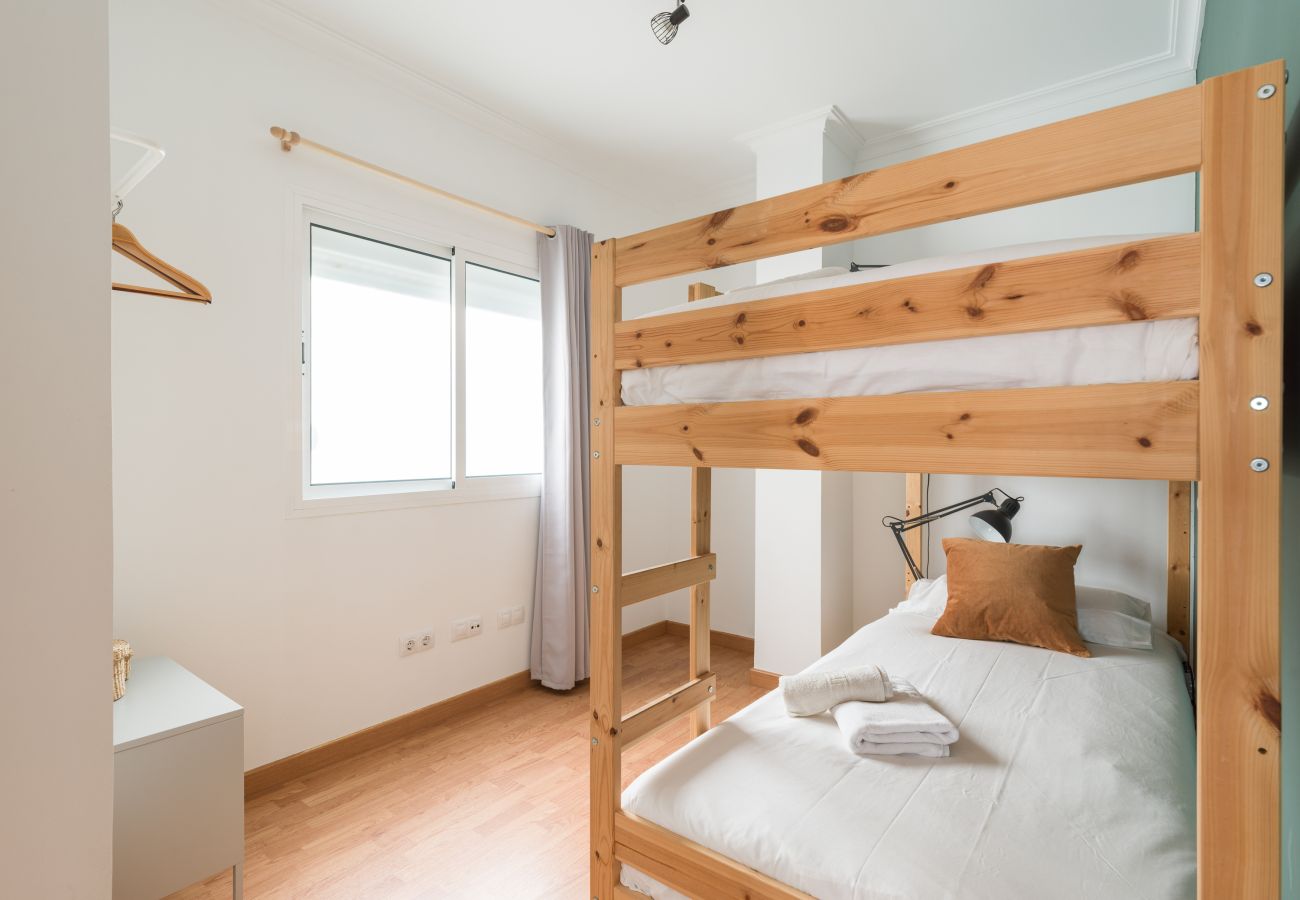 Apartment in Las Palmas de Gran Canaria - Modern 3-bedroom flat near Triana