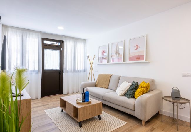  in Santa Cruz de Tenerife - Newly refurbished holiday home in S/C
