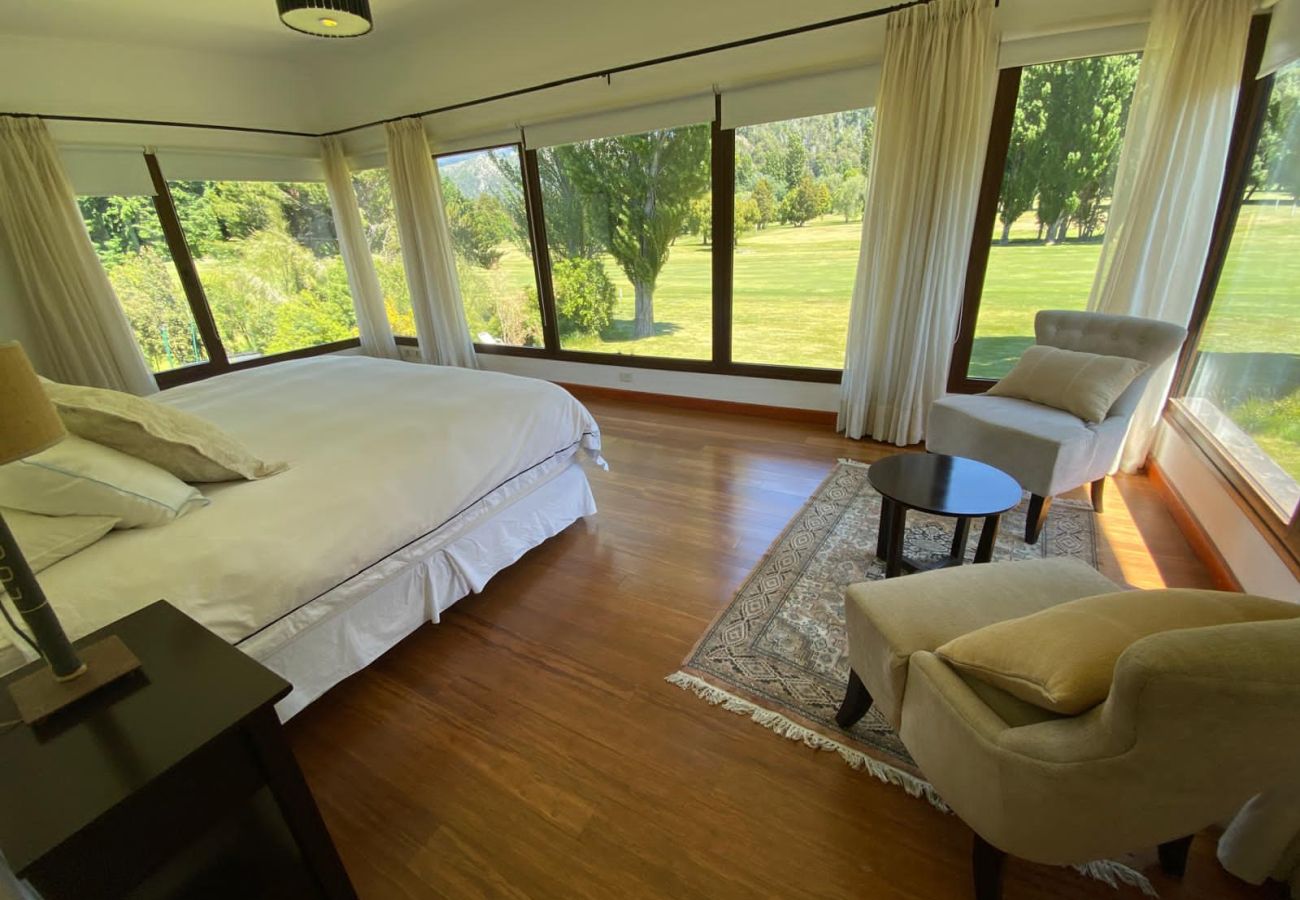 House in San Carlos de Bariloche - ARE53 MODERN HOUSE, VERY COMFORTABLE AND WITH DIRECT EXIT TO THE GOLF COURSE