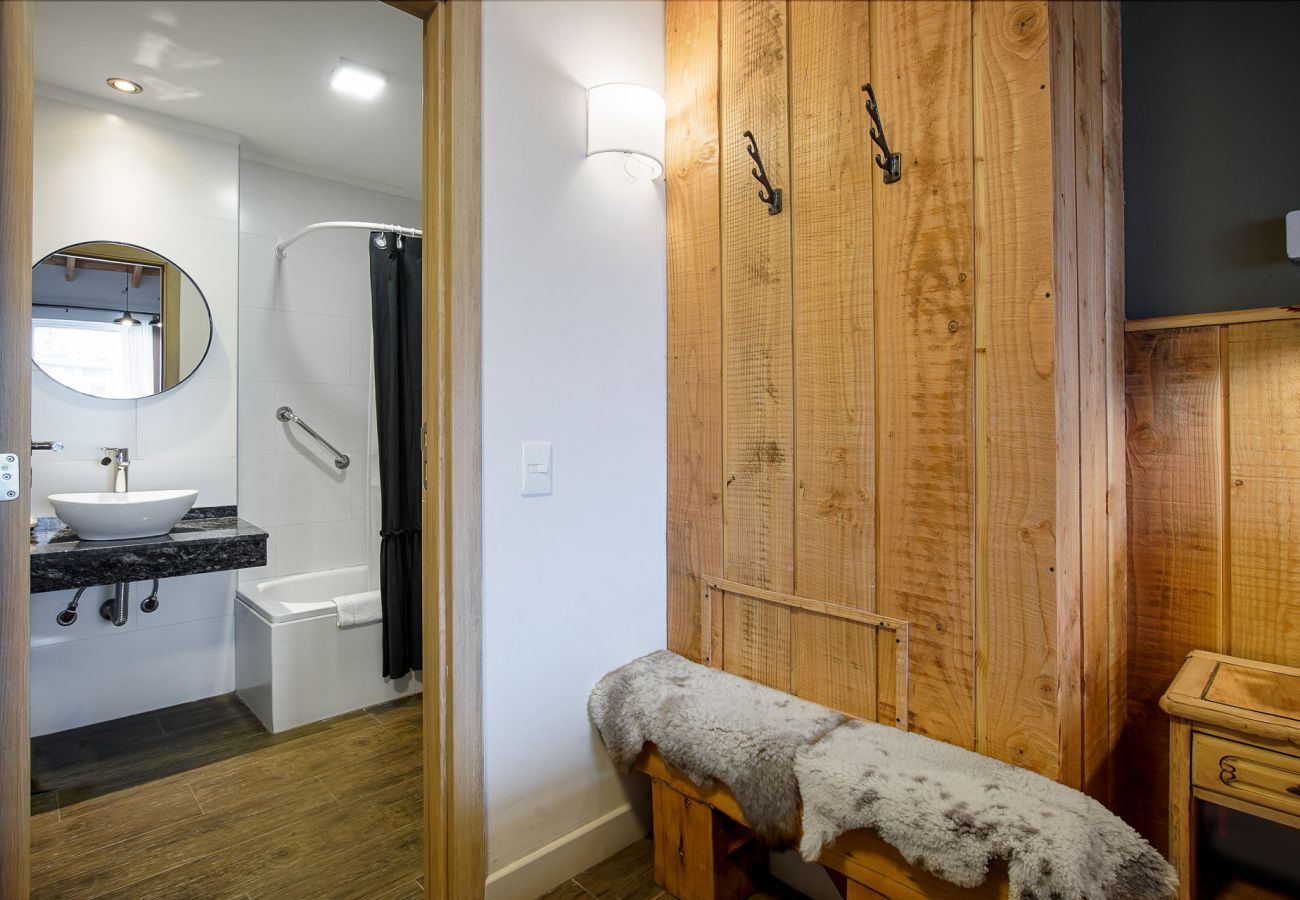 Studio in San Carlos de Bariloche - RUSITO in the city center overlooking the  Nahuel Huapi lake