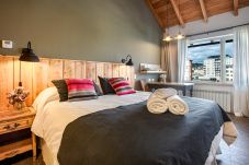 Studio in San Carlos de Bariloche - RUSITO in the city center overlooking the  Nahuel Huapi lake