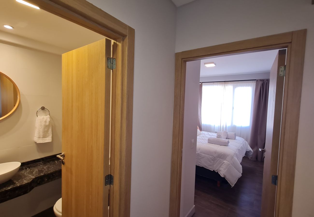 Apartment in San Carlos de Bariloche - Cerro Lopez flat located steps from the main street in Bariloche