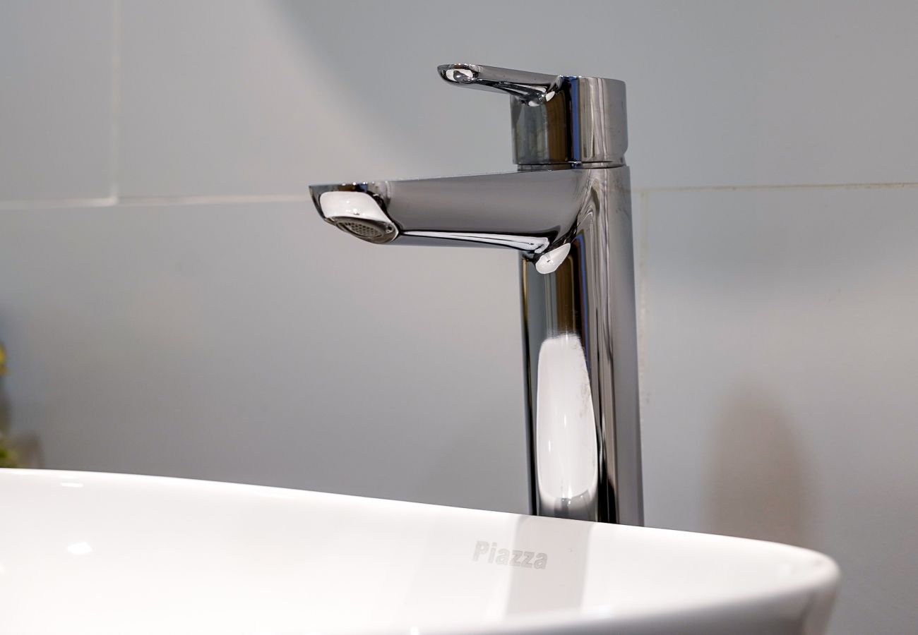 Apartment in San Carlos de Bariloche - Montaña charming flat with lake view and parking in Bariloche