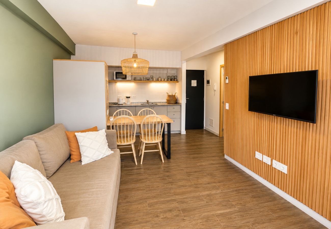 Apartment in San Carlos de Bariloche - Salvia flat in downtown Bariloche with parking