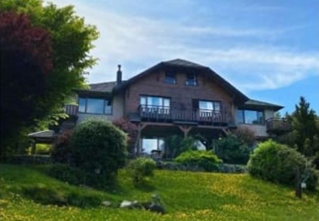 Bungalow/Linked villa in San Carlos de Bariloche - ARE54 WARM BUNGALOW COMPLEX ON THE GOLF WITH POOL