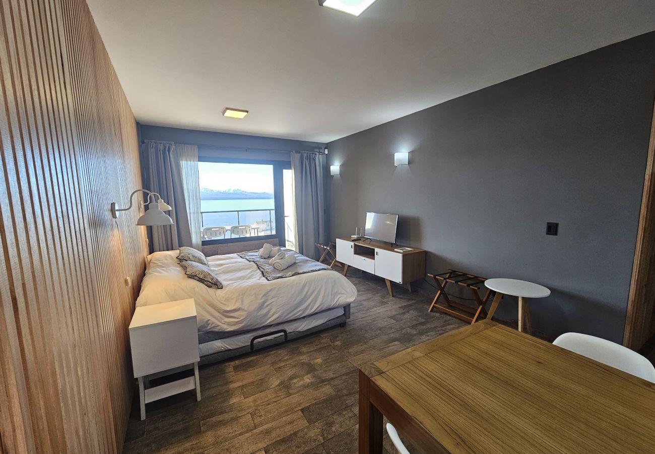 Studio in San Carlos de Bariloche - Suizo I apartment with spectacular Nahuel Huapi lake view Studio in San Carlos de Bariloche - Suizo I apartment with spectacular Nahuel Huapi lake view