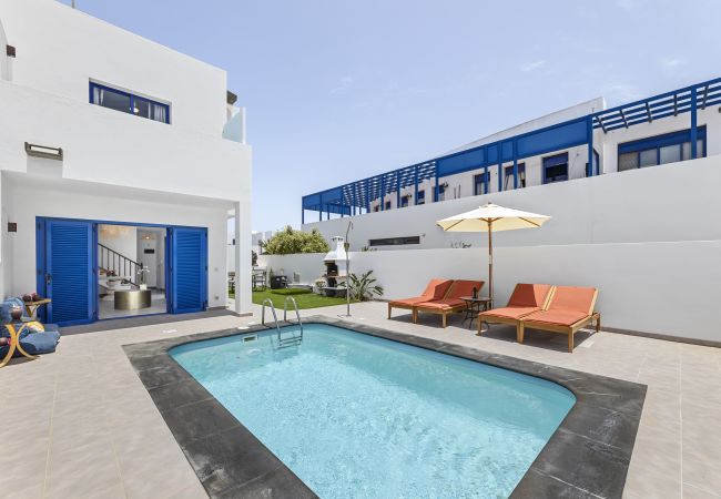 Villa in Playa Blanca - Villa Cartali  Playa Blanca Villa in Playa Blanca - Villa Cartali  Playa Blanca