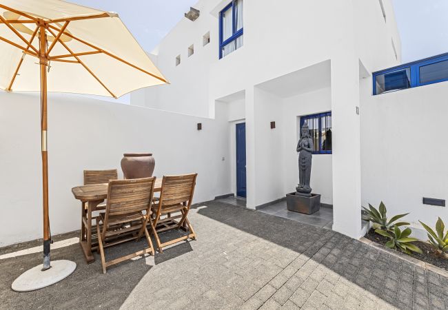 Villa in Playa Blanca - Villa Cartali  Playa Blanca Villa in Playa Blanca - Villa Cartali  Playa Blanca