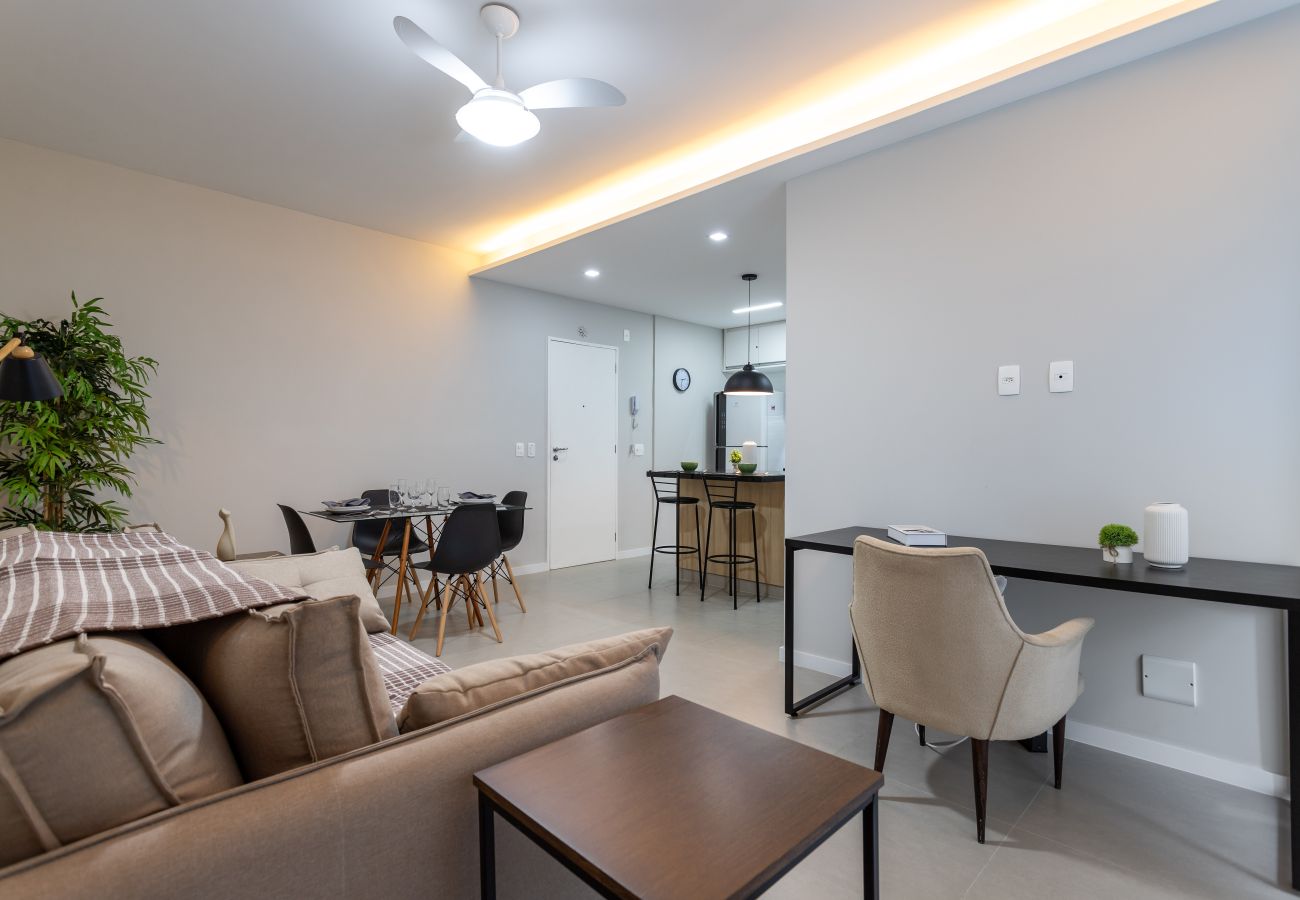 Apartment in Rio de Janeiro - Charming 9 minutes from Botafogo Beach | MRF1307