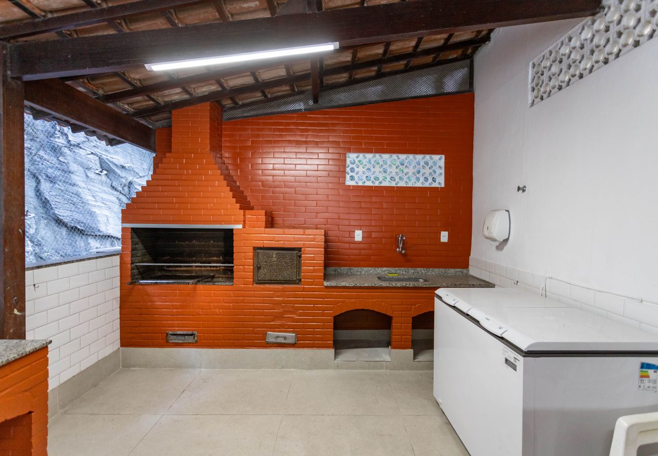 Apartment in Rio de Janeiro - Charming 9 minutes from Botafogo Beach | MRF1307