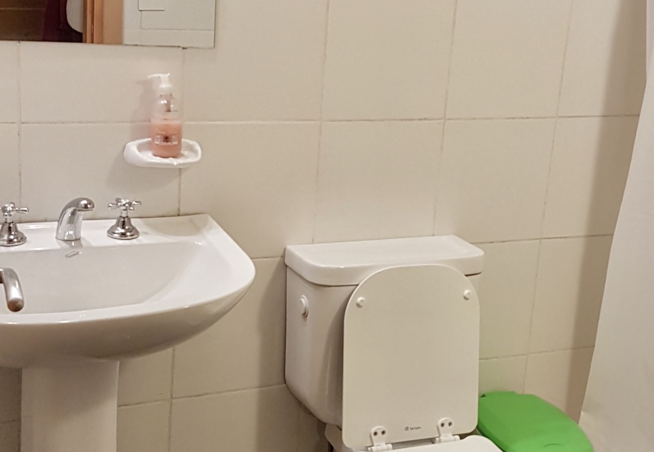 House in San Carlos de Bariloche - House Facing Llao Llao in Bariloche