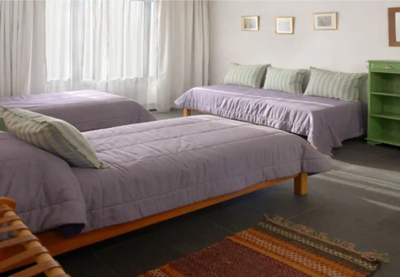 House in San Carlos de Bariloche - House Facing Llao Llao in Bariloche