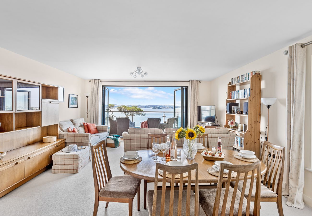 Fresh Escapes - B6 Masts - Sleeps 6 -Torquay - Sea View Fresh Escapes - B6 Masts - Sleeps 6 -Torquay - Sea View