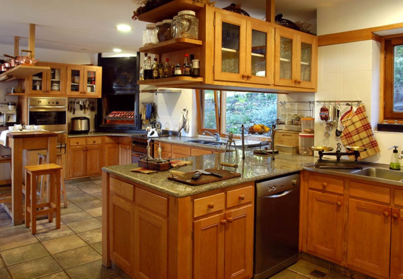 House in San Carlos de Bariloche - Spectacular house by the Nahuel Huapi lake