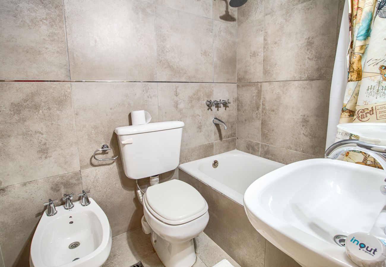 Apartment in San Carlos de Bariloche - Cao flat a few steps from Bariloche civic Center 