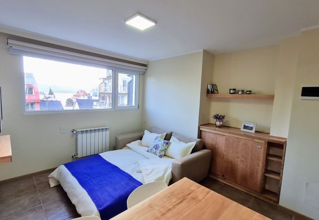 Apartment in San Carlos de Bariloche - Cielo flat with a view of the lake and the Bariloche cathedral. Apartment in San Carlos de Bariloche - Cielo flat with a view of the lake and the Bariloche cathedral.