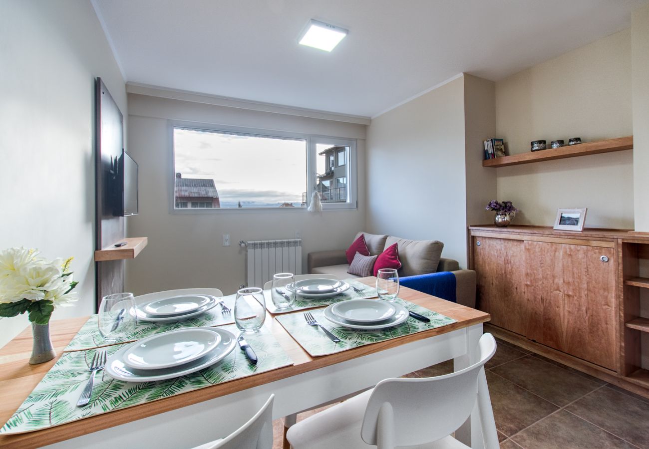 Apartment in San Carlos de Bariloche - Cielo flat with a view of the lake and the Bariloche cathedral. Apartment in San Carlos de Bariloche - Cielo flat with a view of the lake and the Bariloche cathedral.