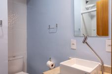 Apartment in Rio de Janeiro - In front of the underground and 8 minutes from the beach | SF228