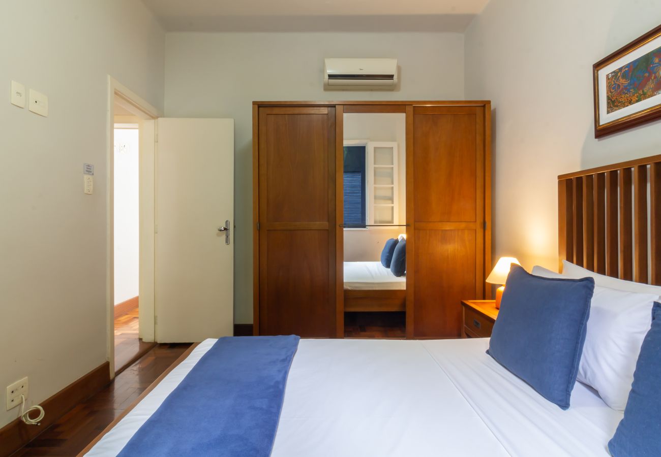 Apartment in Rio de Janeiro - Close to the underground and 10 minutes from the beach | MFB302