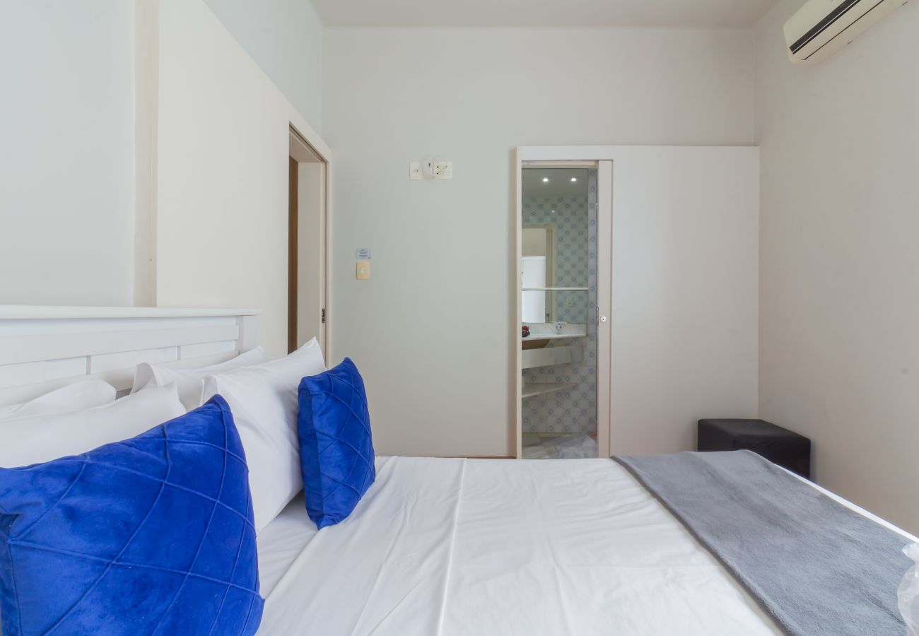 Apartment in Rio de Janeiro - Close to the underground and 10 minutes from the beach | MFB302