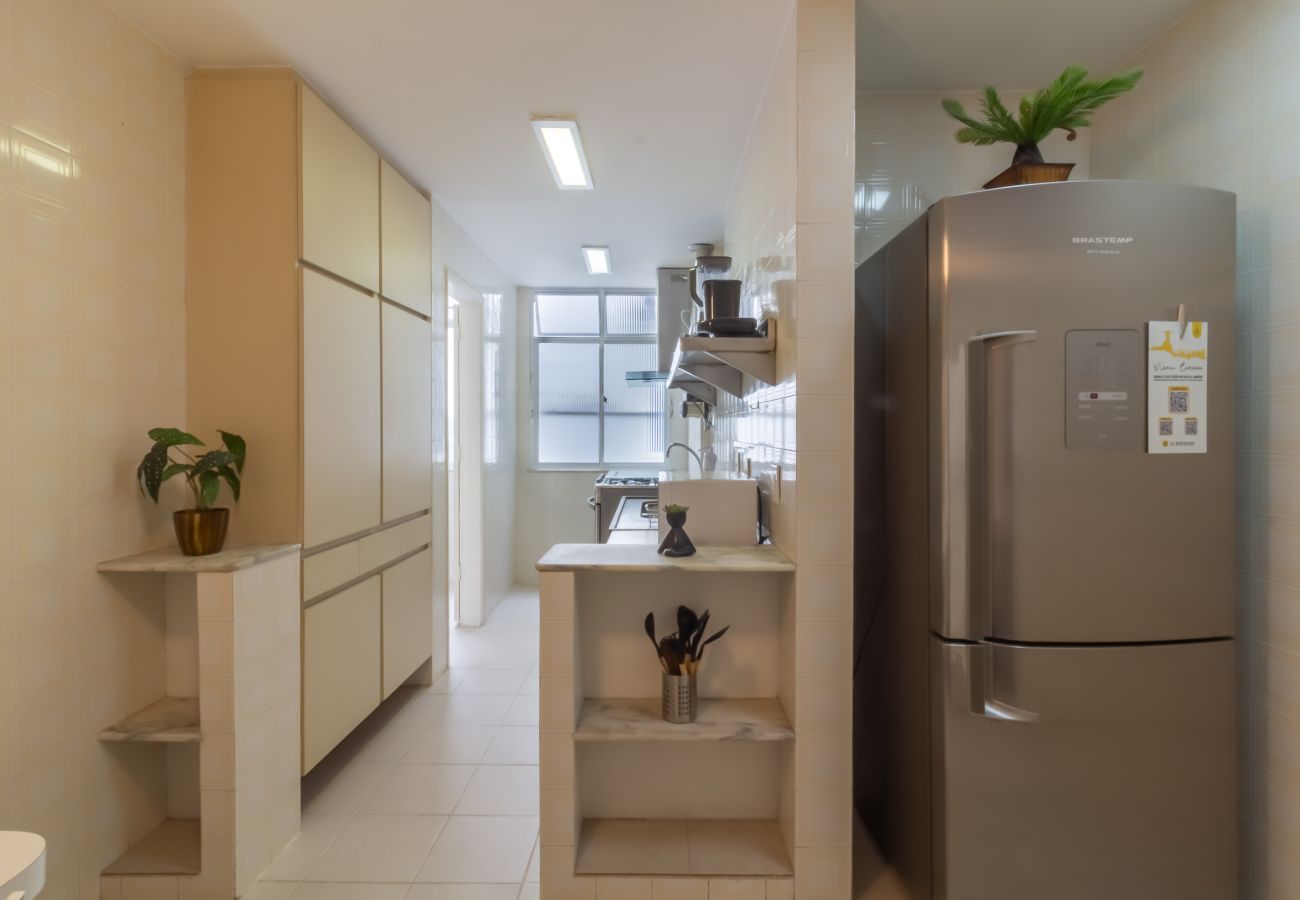 Apartment in Rio de Janeiro - Close to the underground and 10 minutes from the beach | MFB302