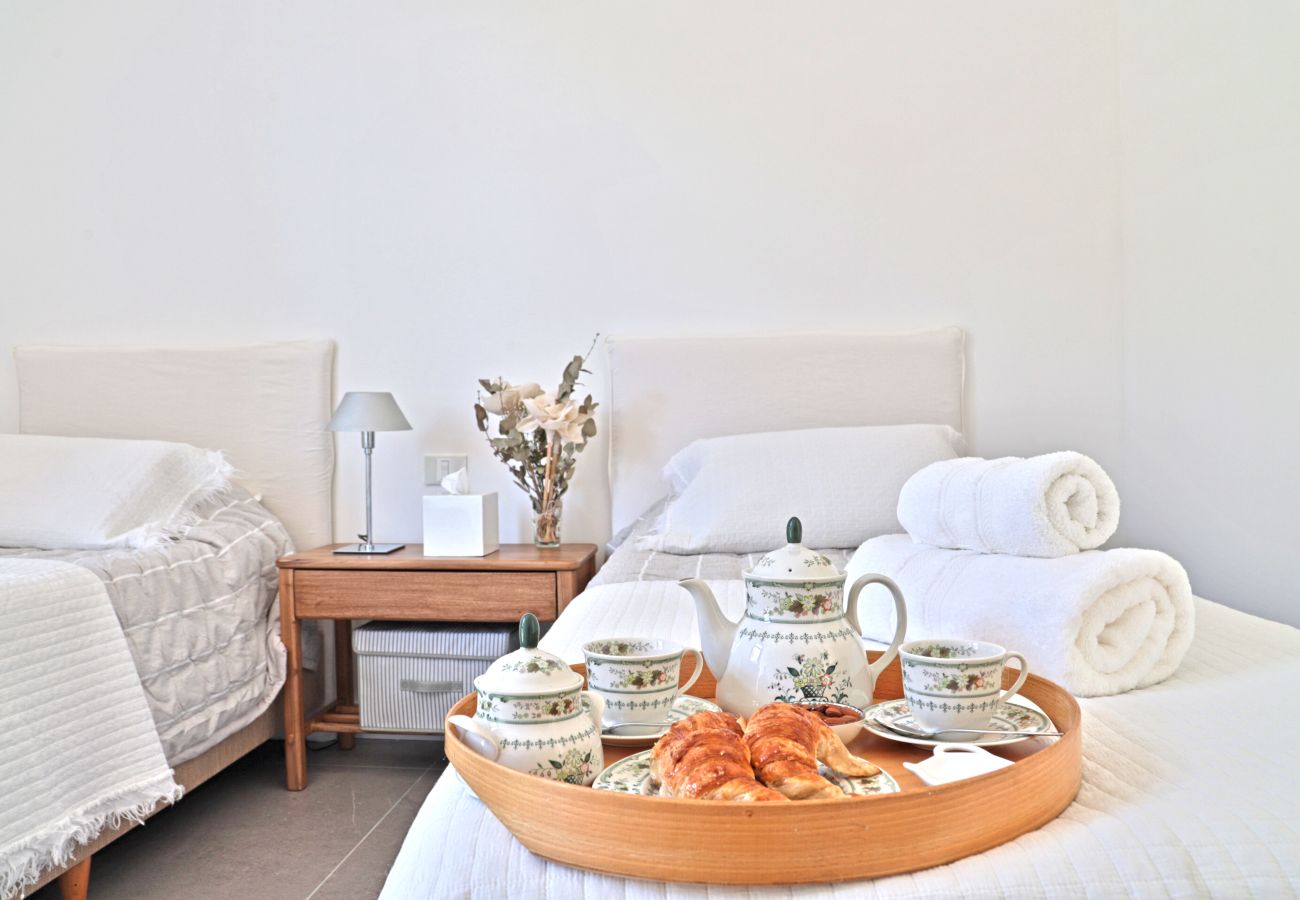 Apartment in San Carlos de Bariloche - HUAPI43C  Luxury apartment on Lake Nahuel Huapi in a modern complex