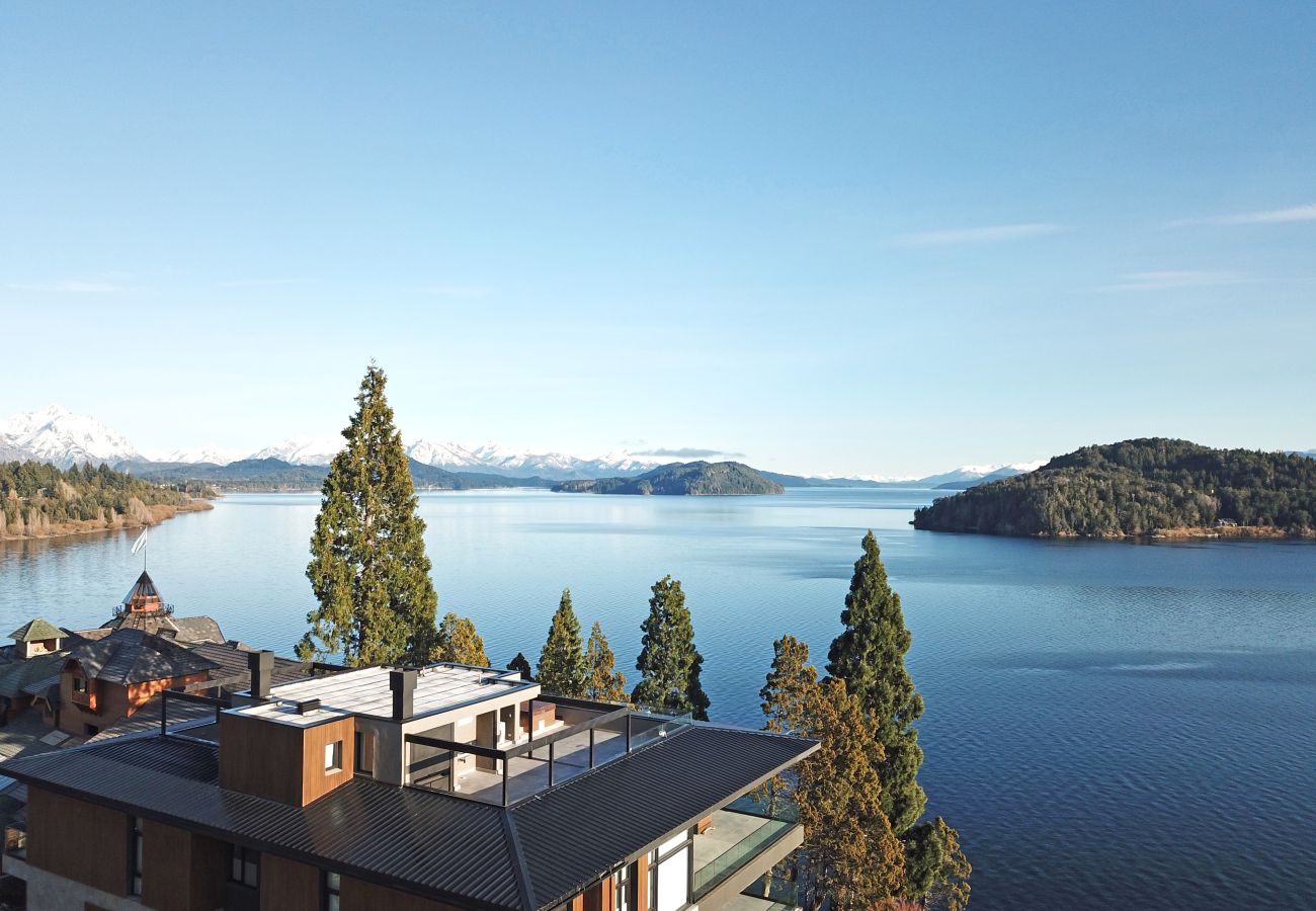 Apartment in San Carlos de Bariloche - HUAPI43C  Luxury apartment on Lake Nahuel Huapi in a modern complex